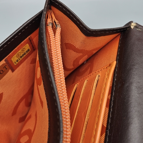 🖤CHANEL Authentic Cambon Wallet🖤 - Picture 8 of 17